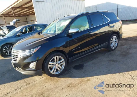 2018 Chevrolet Equinox Premier z USA, uszkodzony, nr VIN 2GNAXMEV0J6146944
